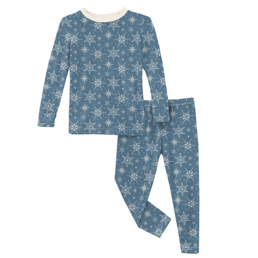 Bamboo Print Long Sleeve Pajama Set: Parisian Blue Snowflakes
