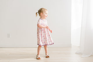 Short Sleeve Swing Dress in Shrinking Violet Balloon Dogs