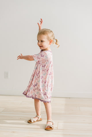 Short Sleeve Swing Dress in Shrinking Violet Balloon Dogs