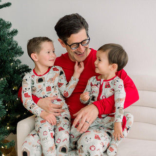 Long Sleeve Pajama Set in Aloe Christmas Dogs
