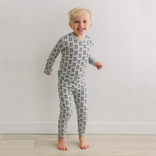 Long Sleeve Pajama Set in Dove Bulldogs