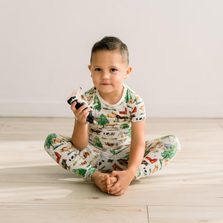 Short Sleeve Pajama Set in Natural Grazing Cows