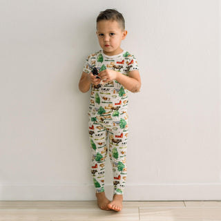 Short Sleeve Pajama Set in Natural Grazing Cows