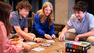Sixem™ – Fast-Paced Dice Game of Speed, Strategy & Family Fun