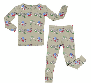 Bamboo Two Piece Pajama Set in Army