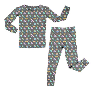 Bamboo Two Piece Pajama Set in Bugs