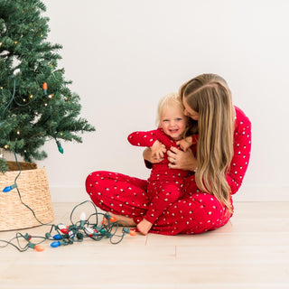 Women's Long Sleeve Collared Pajama Set Crimson Holiday Lights