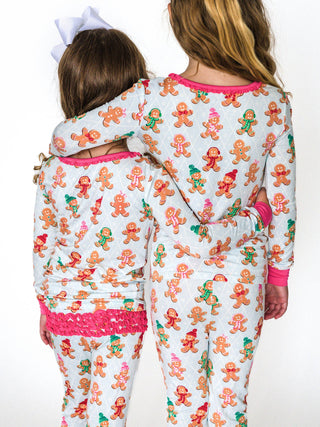 SoftSnooze™ Girls Bamboo Viscose Pink Gingerbread Buddies Ruffle Long Sleeve Pajama Set